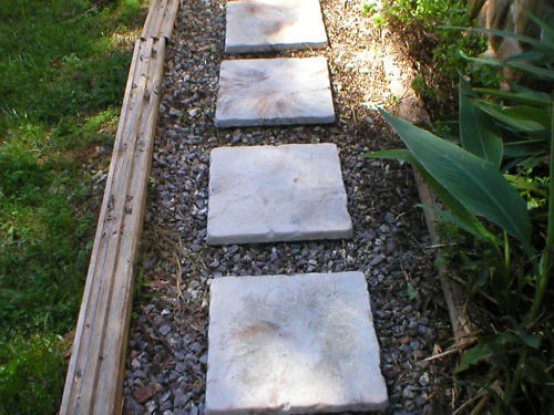 Free 18x18 cement castle - cement,
